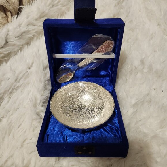 Vintage Silver Plated Bowl & Spoon Set With Velvet Box - Ornate Design - 3.5" Bo - Picture 1 of 8